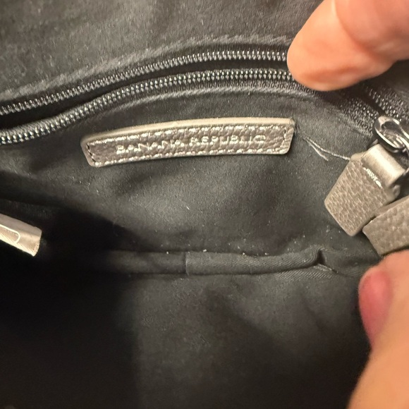 Banana Republic Silver Metallic Leather Wristlet Clutch - Picture 6 of 9